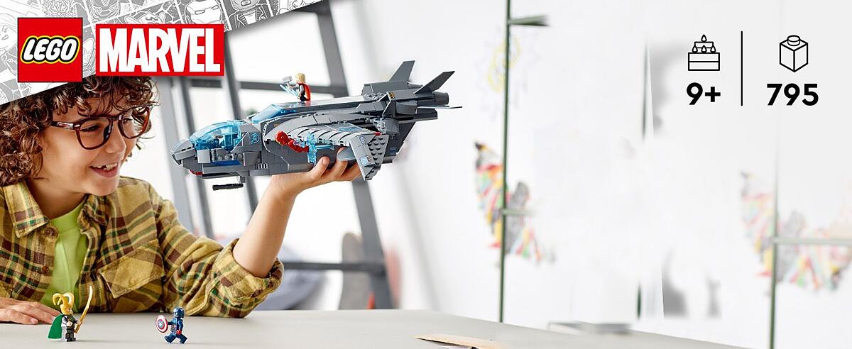 Recriação detalhada do Quinjet dos Vingadores da Marvel