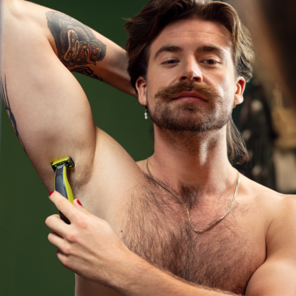 Philips QP2824 OneBlade Face & Body Trimmer description image 2