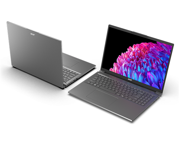 Notebook Acer Aspire 16 visto de frente